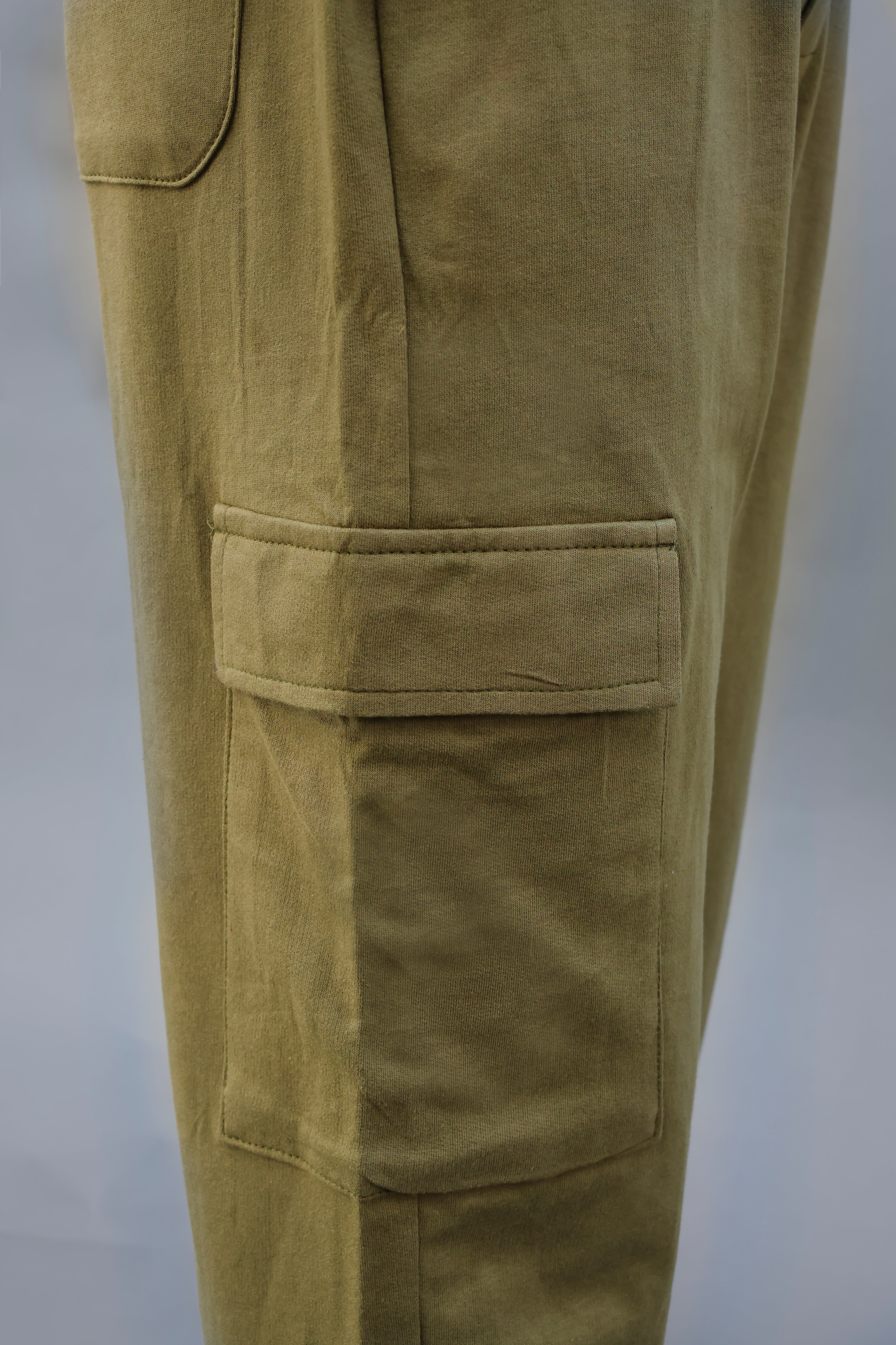 Zara Green Loose-Fit Cargo Pants