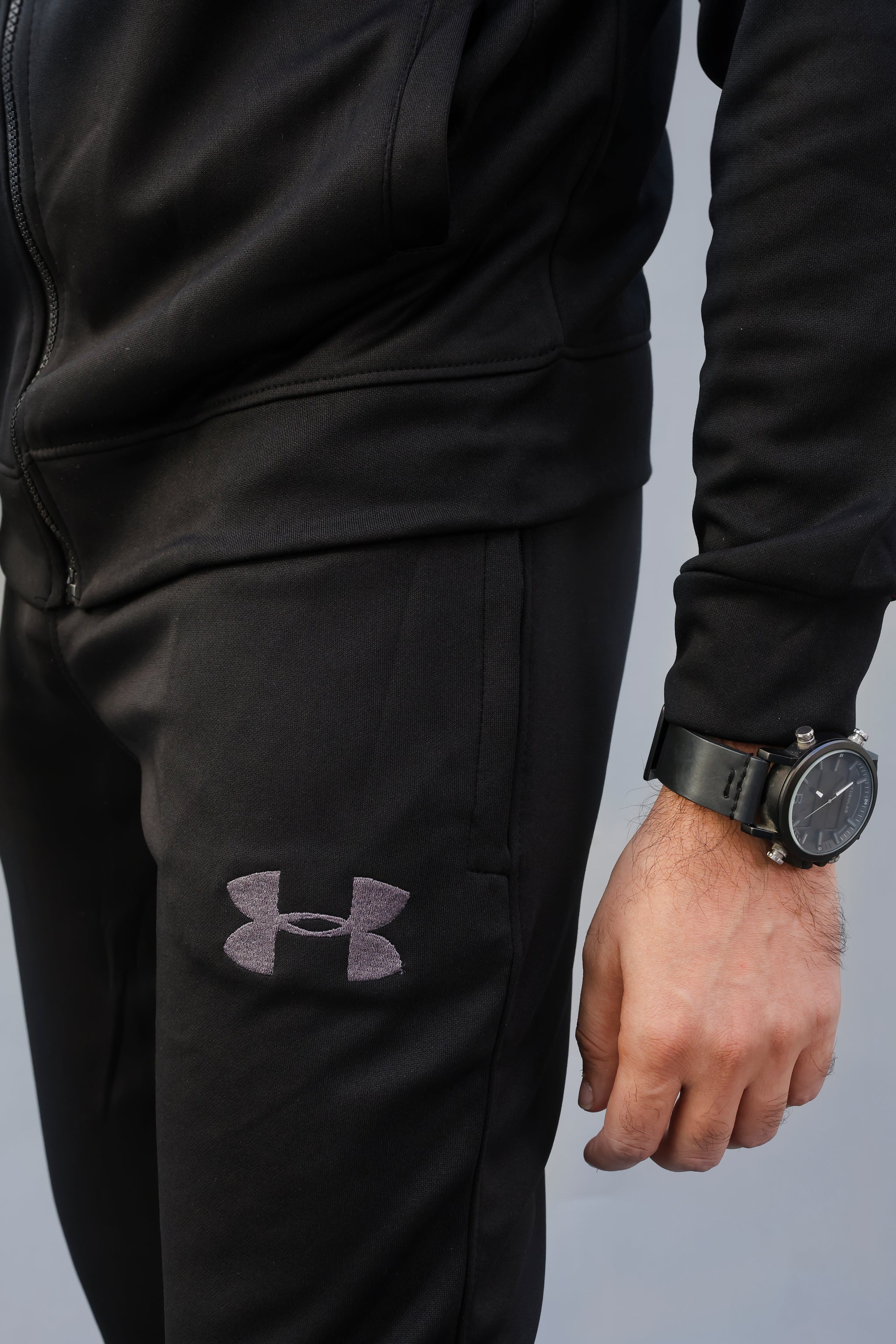 Under Armour Performance Track Pants 🔵