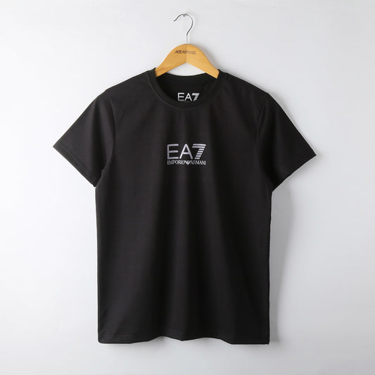 EA7 T-shirt