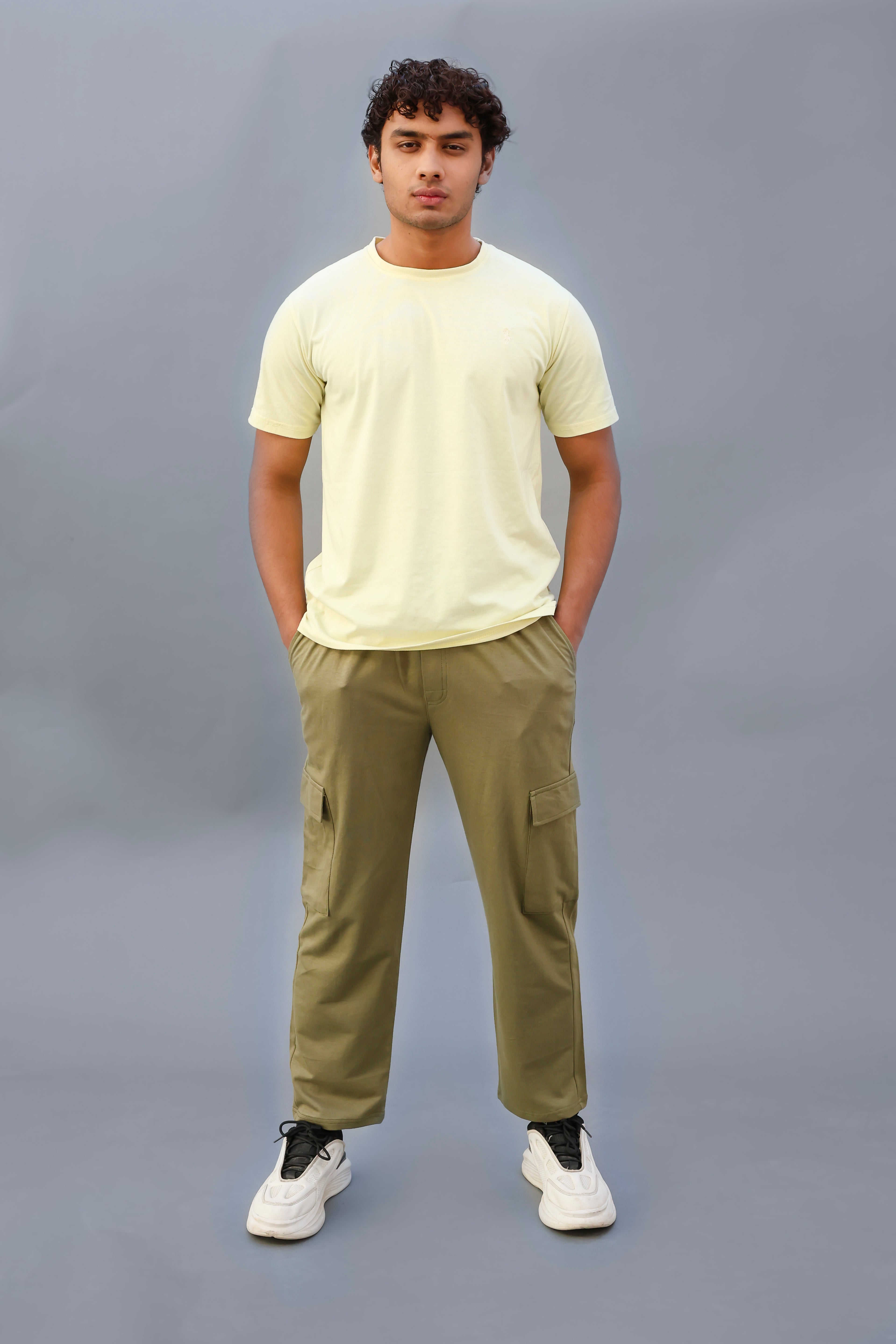 Zara Green Loose-Fit Cargo Pants