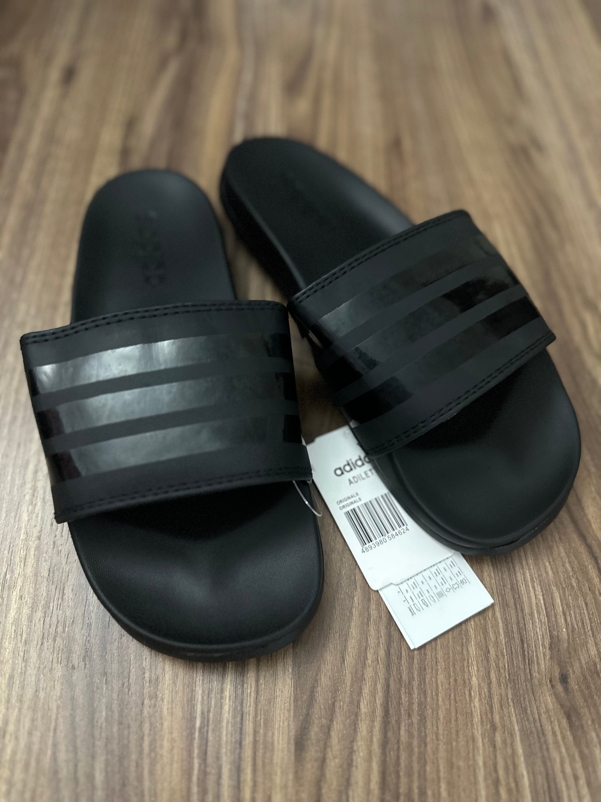 Adi Comfort slides aceapparel.pk