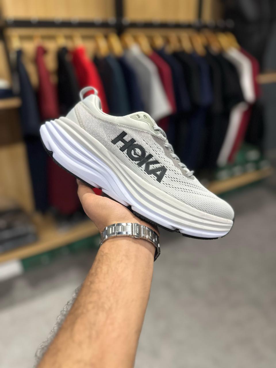 Hoka Bondi 8