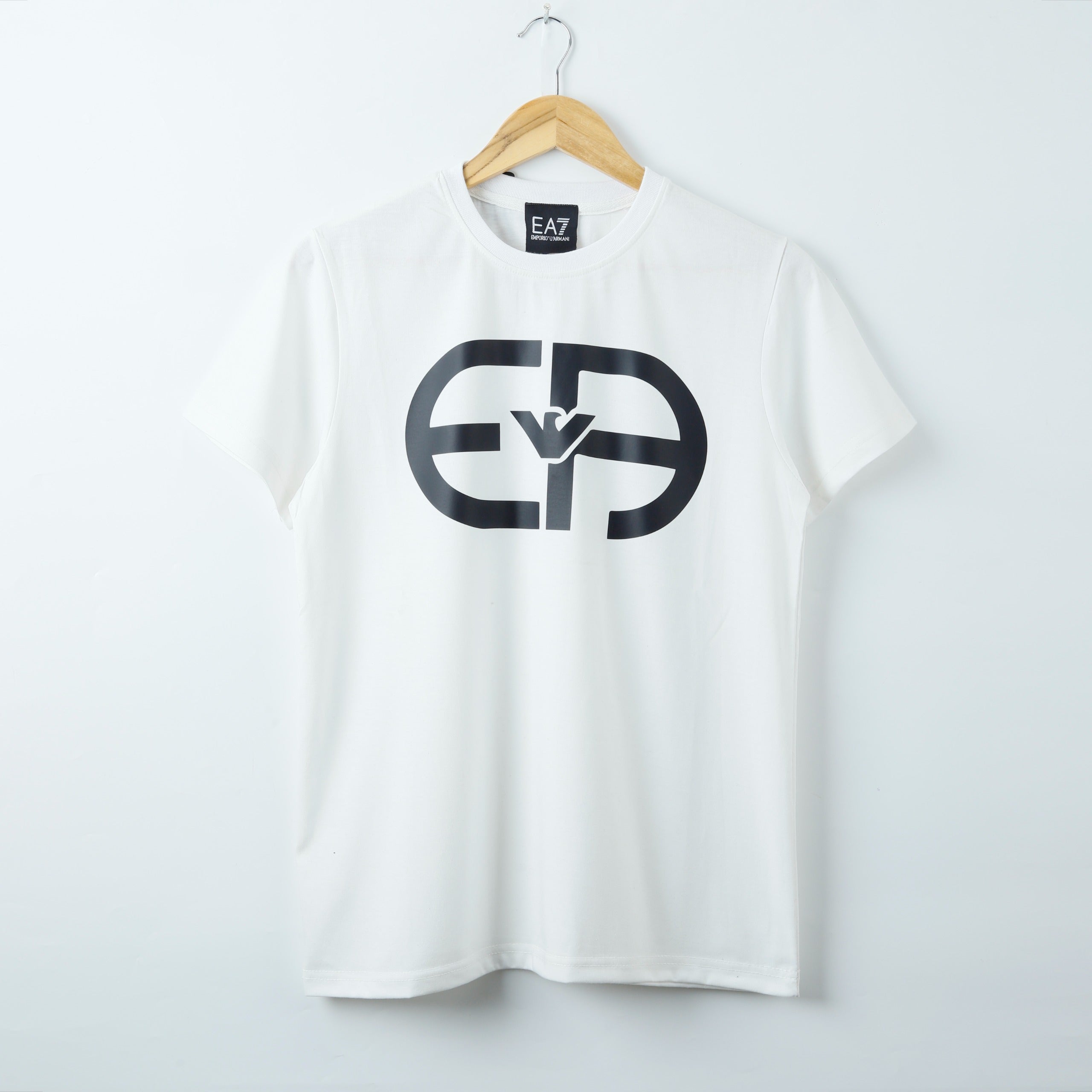 EA7 T-shirt
